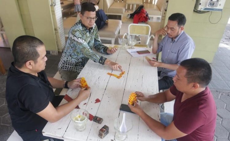 Lebih dari Sekadar Permainan: Olahraga Otak untuk Pikiran yang Tajam
