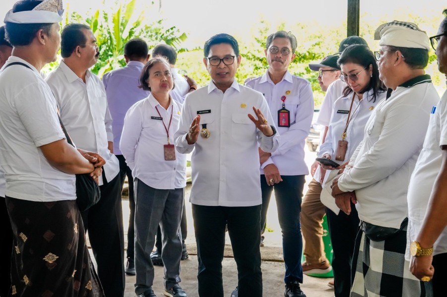 Adi Cipta Prioritaskan Infrastruktur, Air Bersih, dan Penanganan Sampah di Badung