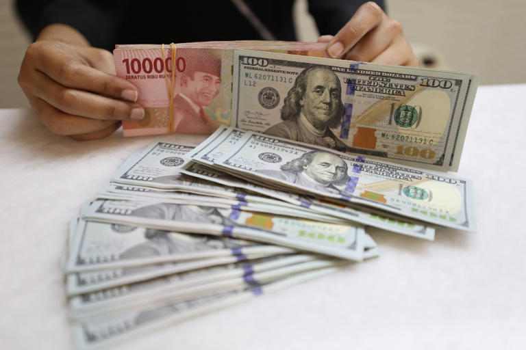 Kurs Dolar AS di BCA, BRI, Mandiri, dan BNI Hari Ini, 20 Februari 2025