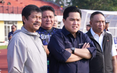 Erick Thohir Bahas Peran Indra Sjafri dan Rencana Pergantian Jabatan Direktur Teknik PSSI: Langkah Penting Dijadwalkan Juni 2025