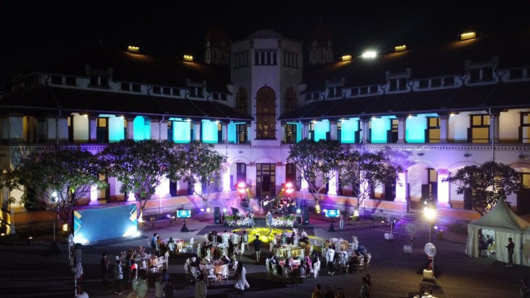 Tahun Baru Meriah di Museum Lawang Sewu Semarang 2025