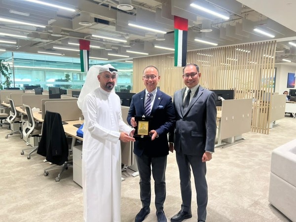 Eddy Soeparno Jajaki Investasi Energi Terbarukan UEA di Indonesia