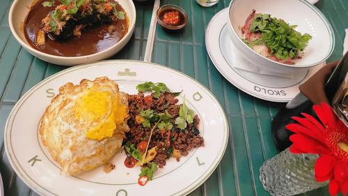 Rekomendasi Tempat Makan Sahur Semarang Dekat Stasiun Tawang Poncol