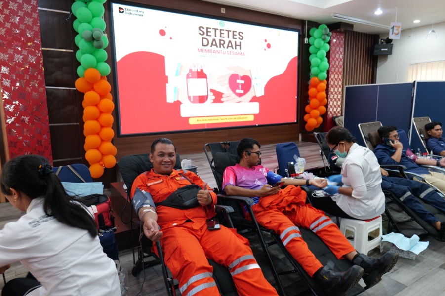 PLN IP UBP Jeranjang Tunjukkan Peran Aktif Pegawai Melalui Donor Darah Sebagai Bagian Peringatan Bulan K3 Nasional 2026