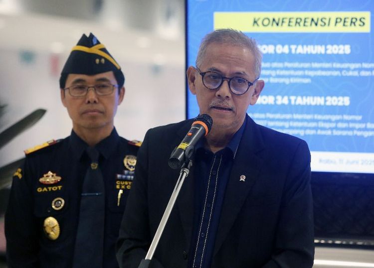 Kemenkeu Bebaskan Pajak untuk 1.800 Barang Bawaan Jemaah Haji, Permudah Ibadah dan Kembali