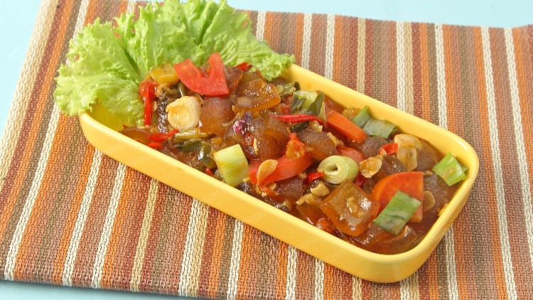 Cara Memasak Oseng Kikil Pedas Manis dengan Bumbu Sederhana