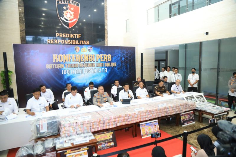 Polri Sita Rp 61 Miliar dan Bongkar Jaringan Judi Online Internasional
