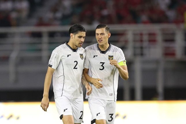 Hamka Hamzah Kritik Taktik Kluivert dan Penempatan Kevin Diks