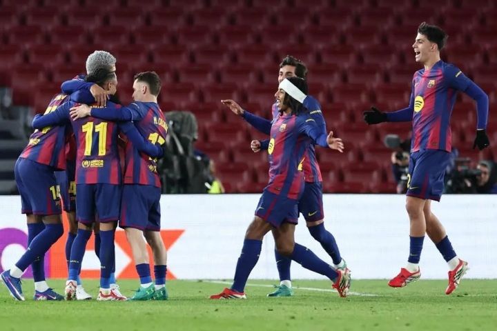 Barcelona Melaju Ke 16 Besar Liga Champions Gavi Sindir Real Madrid