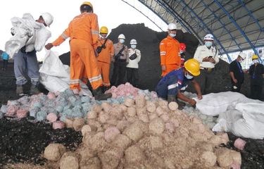 PLN Indonesia Power Manfaatkan Limbah Racik Uang Kertas untuk Kurangi Emisi Karbon pada PLTU