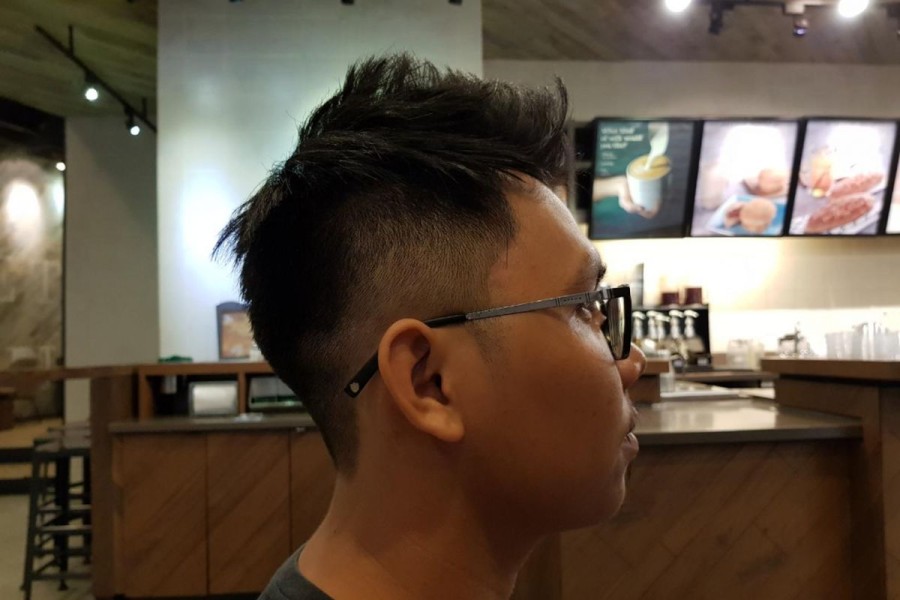 Ketahui Apa Itu Messy Hair dan Panduan Cara Membuatnya