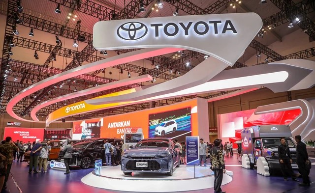 Toyota Hybrid Dominasi Pasar Otomotif Berkat Teknologi Canggih