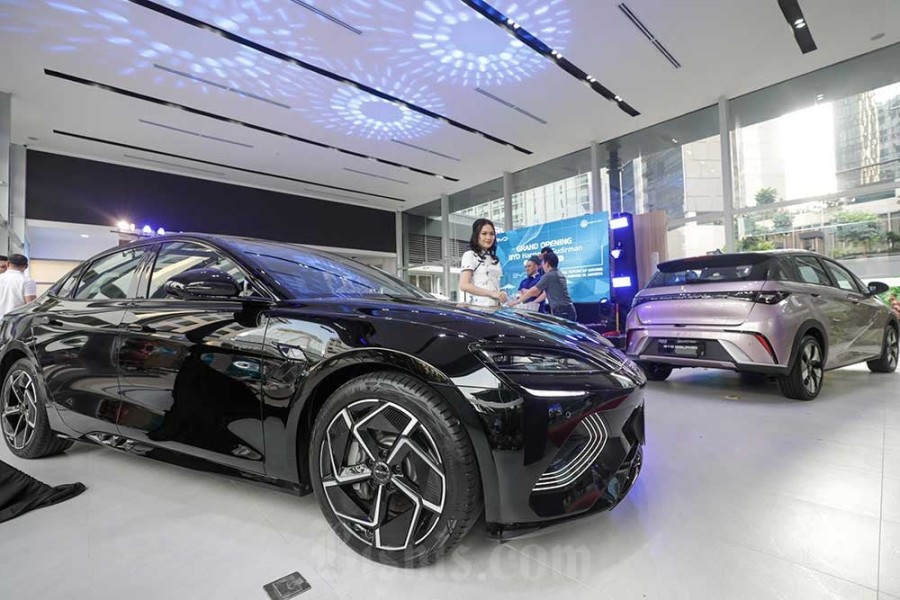 Insentif PPN dan PPnBM untuk Kendaraan Listrik dan Hybrid Diperpanjang Hingga 2025: Apa Artinya bagi Pengguna dan Produsen?