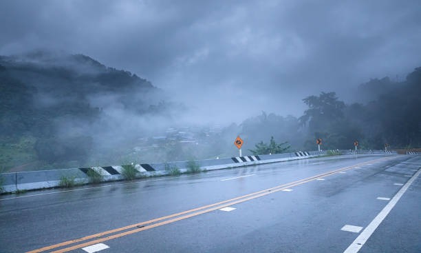 Prakiraan Cuaca Hari Ini Hujan Siang Di Malang Raya Waspada Kabut