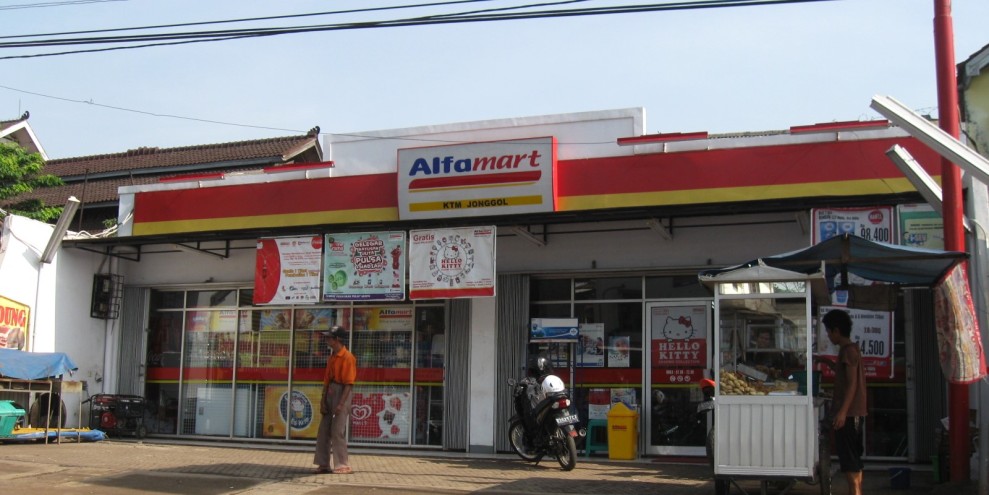 Promo Alfamart Akhir Pekan Tawarkan Diskon Menarik Kebutuhan Harian
