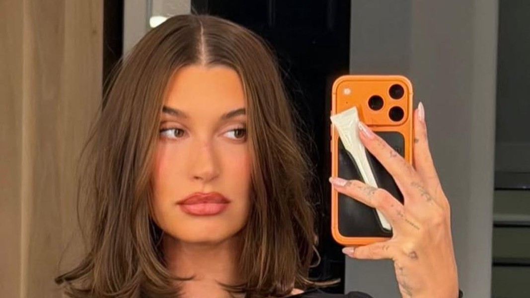 Rambut Bob Sebahu Hailey Bieber Jadi Sinyal Tren Rambut Global 2026
