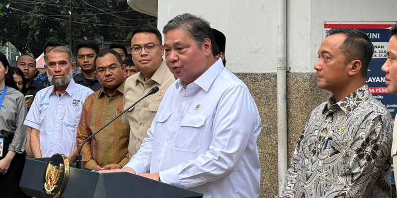 Pemerintah Salurkan BLT Rp 30 Triliun dari Efisiensi Anggaran