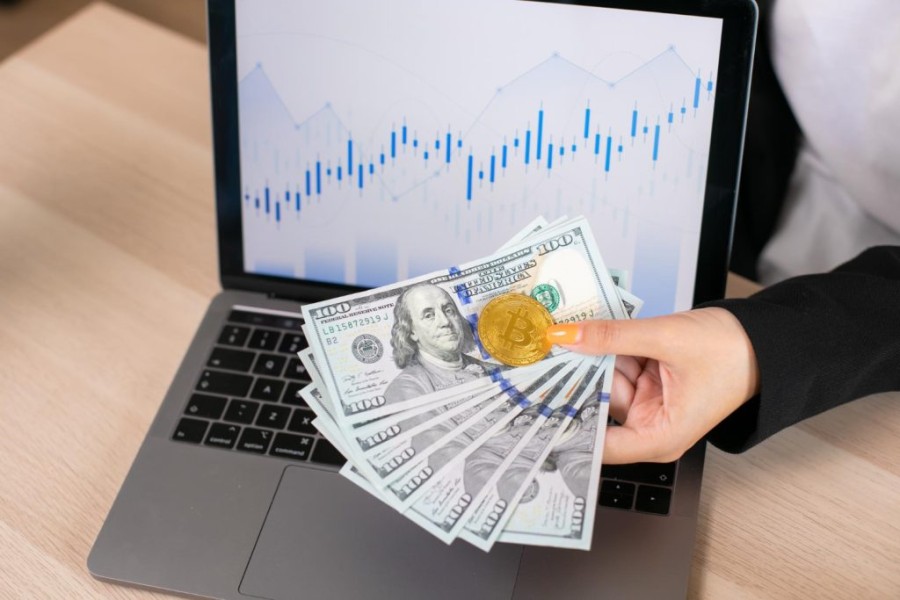 Strategi Atasi Risiko Finansial Jadi Kebutuhan Mendesak di Tengah Tantangan Ekonomi Global
