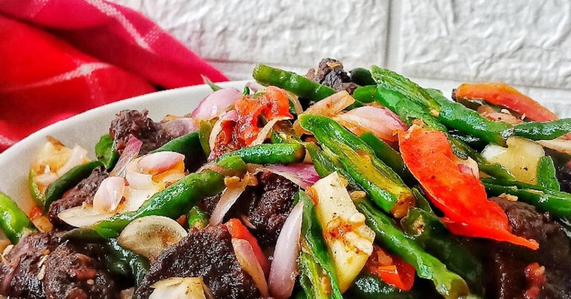 Resep Dendeng Baracik Khas Padang, Gurih Juicy dengan Sambal Pedas Segar