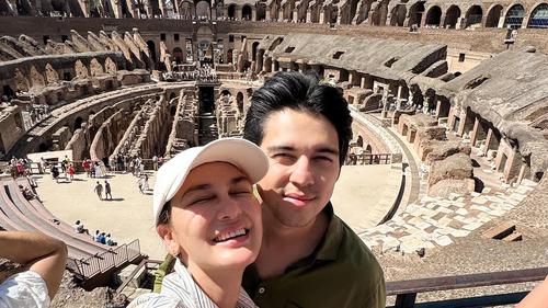 6 Gaya Liburan Romantis Luna Maya dan Maxime Bouttier