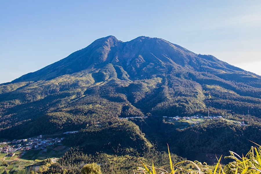 Pemerintah Klarifikasi Isu Lelang Gunung Lawu untuk Proyek Panas Bumi