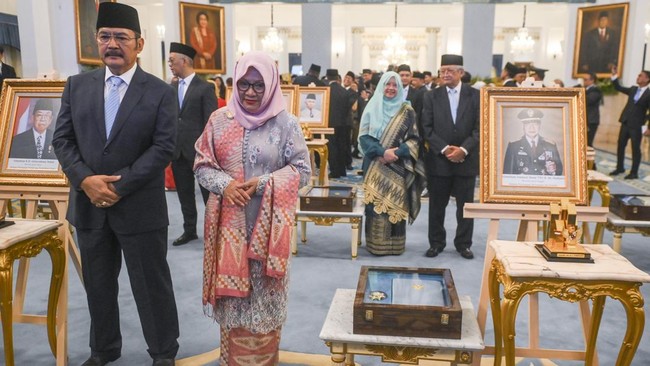 Pemberian Gelar Pahlawan Nasional 2025 Simbol Rekonsiliasi Sejarah Indonesia