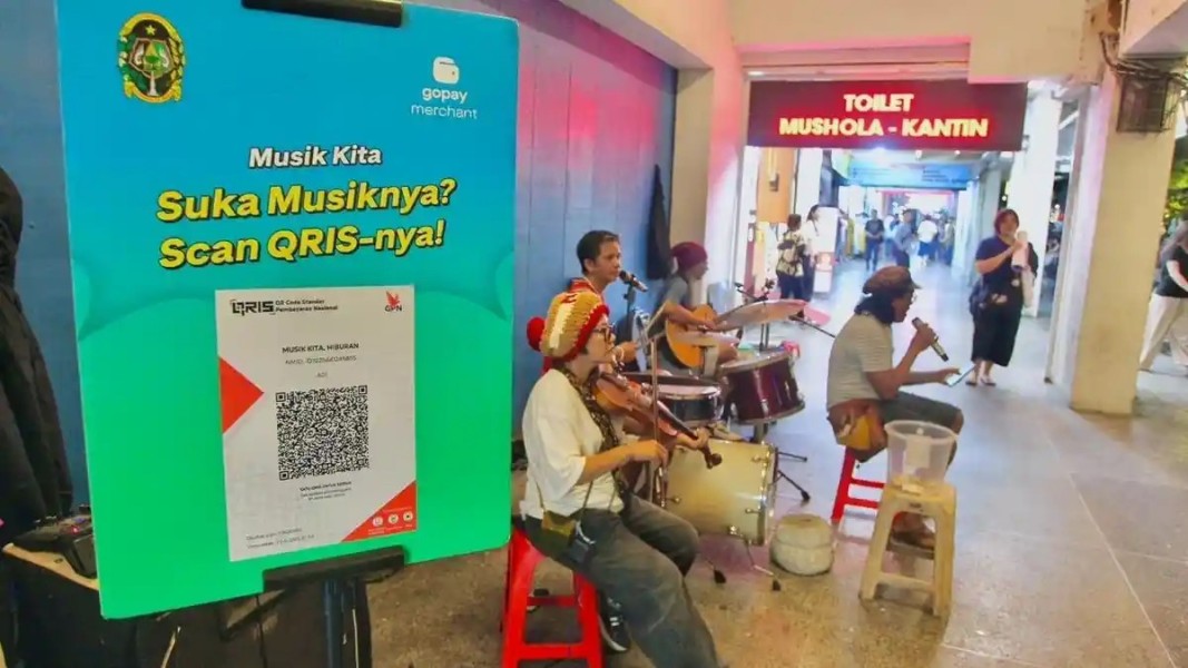 Musisi Jalanan Malioboro Terima Apresiasi Digital Lewat QRIS GoPay