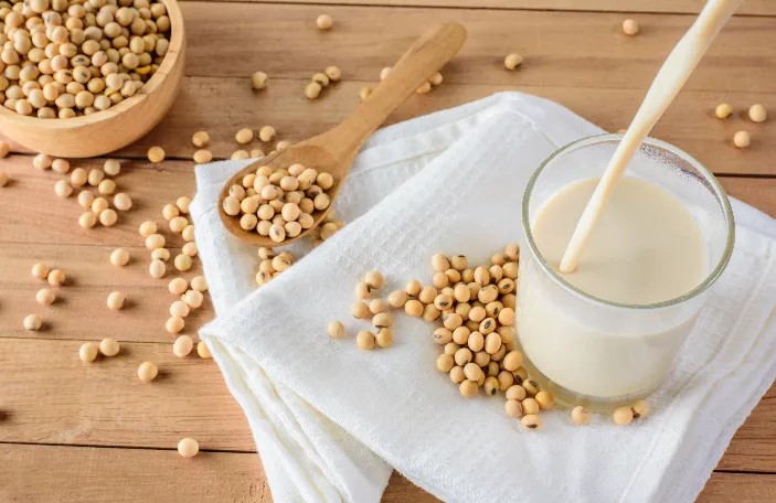 Ide Pengganti Santan Kelapa agar Masakan Lebih Sehat dan Creamy