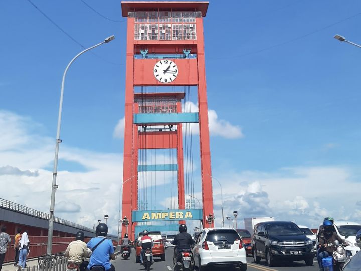 Penutupan Jembatan Ampera Palembang Saat Malam Tahun Baru