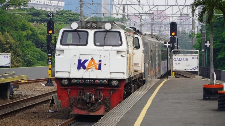 KAI Hadirkan Diskon Tiket Kereta Hingga 30 Persen untuk Liburan Nataru 2025–2026