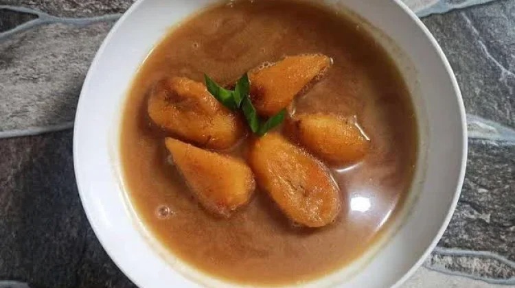 Kolak Pisang Menjadi Pilihan Utama Masyarakat Saat Berbuka Puasa