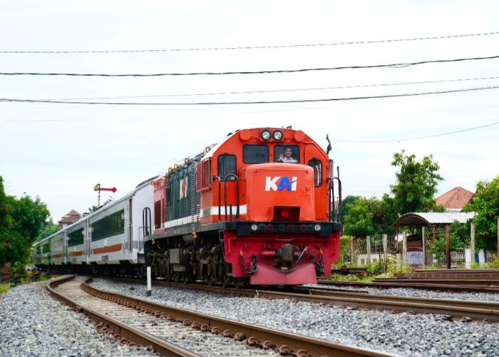 Kereta Api Ungguli Moda Transportasi Lain di Lampung pada Awal 2025
