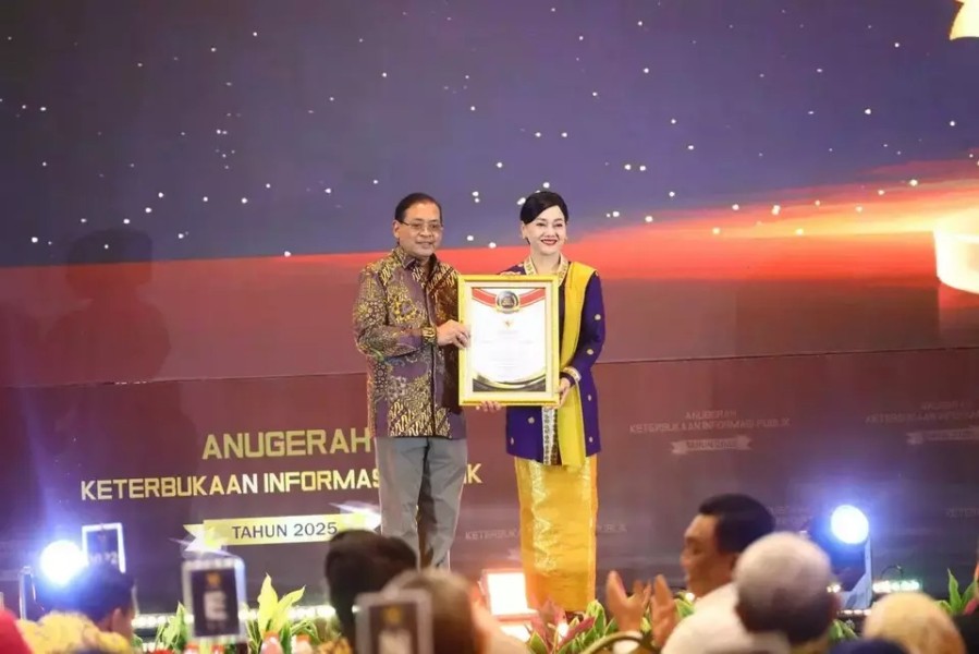 OJK Raih Penghargaan Nasional Berkat Keterbukaan Informasi dan Inovasi Digital