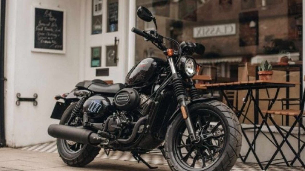 Mari Mengenal Hyosung GV 125 X: Motor Cruiser Bergaya Klasik yang Tangguh dan Memikat