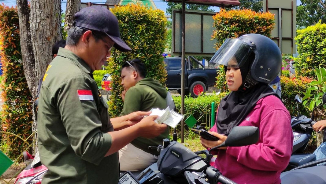 Pendataan Kendaraan di Kantong Parkir Puspemkot Tangerang: Upaya Meningkatkan Kesadaran Pembayaran Pajak