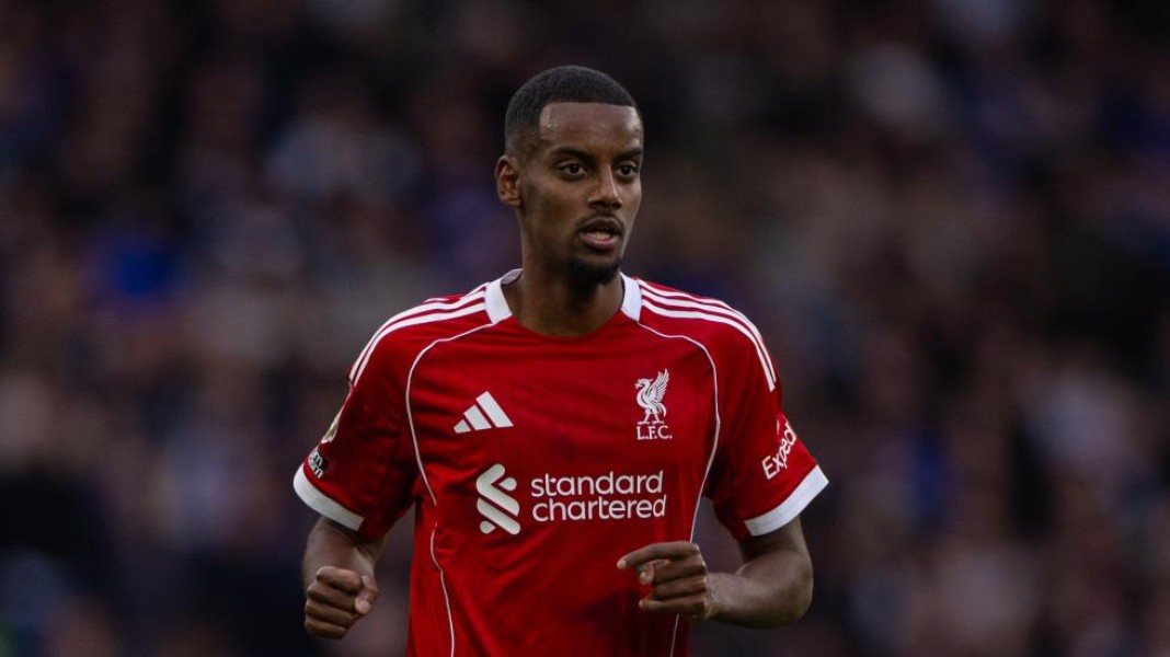 Bangkit Bersama The Reds, Alexander Isak Kagumi Loyalitas Fans Liverpool