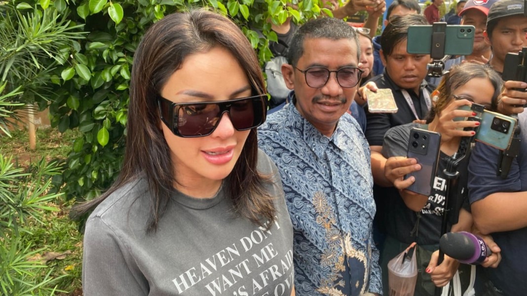 Polisi Tetapkan Artis Nikita Mirzani sebagai Tersangka dalam Kasus Dugaan Pemerasan dan Pengancaman