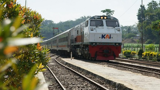 Panduan Lengkap Jadwal dan Tarif Kereta Api Surabaya-Banyuwangi Desember 2025