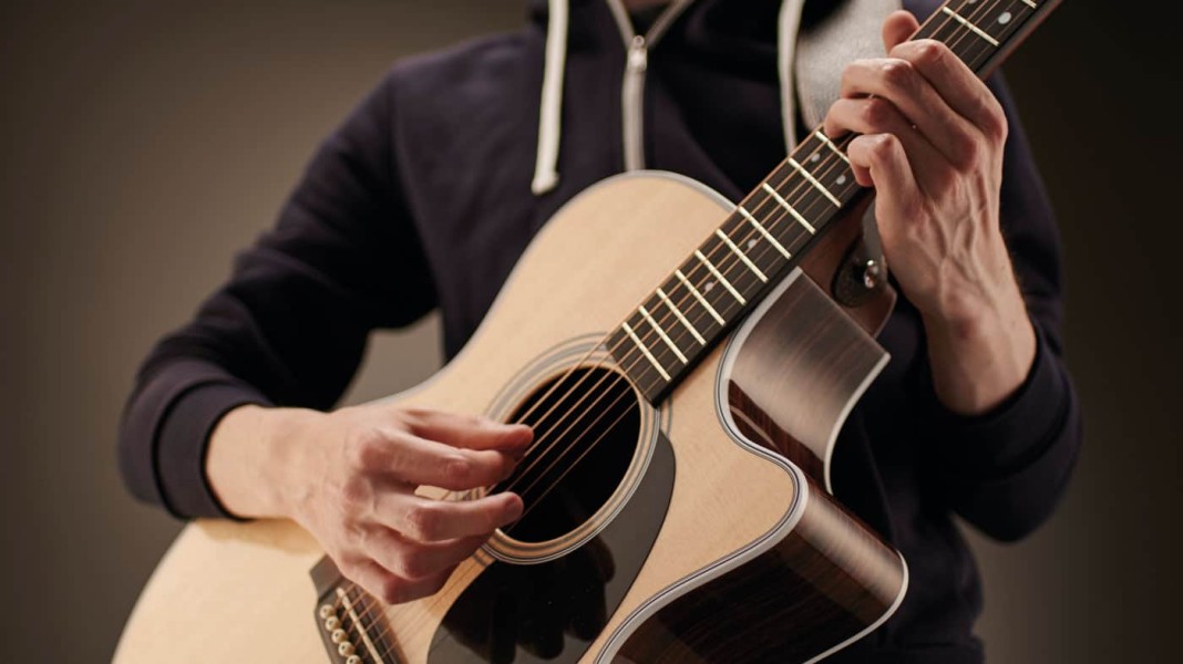 Rekomendasi 9 Merek Gitar Terbaik dan Tips Memilihnya