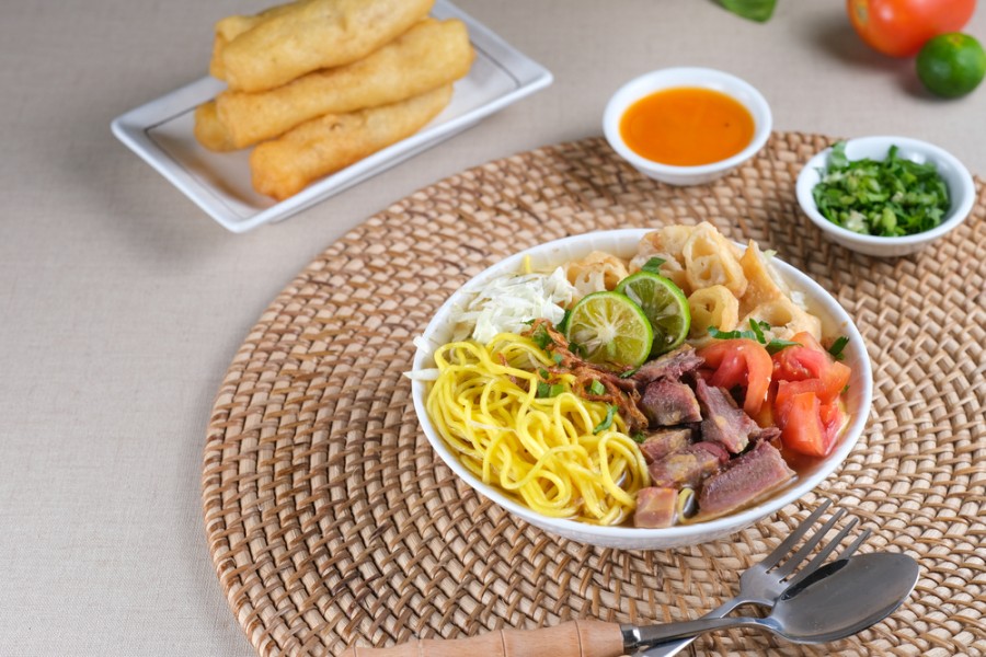 Rekomendasi Lima Soto Mie yang Hangat dan Murah, Pas Dinikmati Saat Musim Hujan