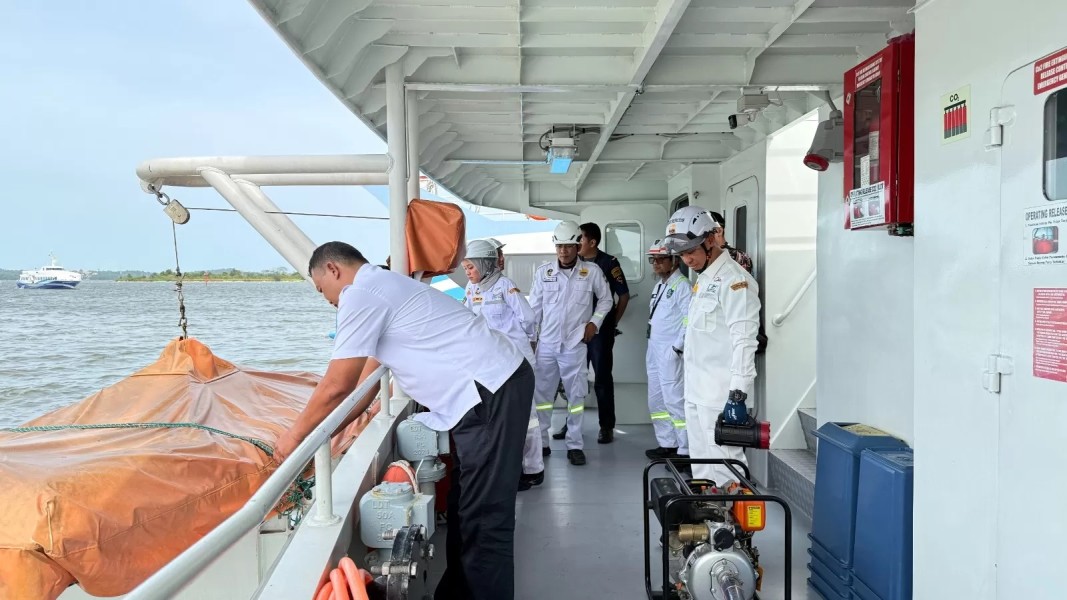 Kemenhub Perketat Uji Kelaiklautan Kapal di Labuan Bajo Jelang Lebaran 2026
