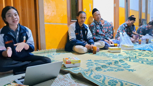 Peningkatan Kesadaran Anti Judi Online dan Pinjaman Ilegal di Desa Majasto: Program KKN TIM 1 UNDIP 2025 Raih Kesuksesan