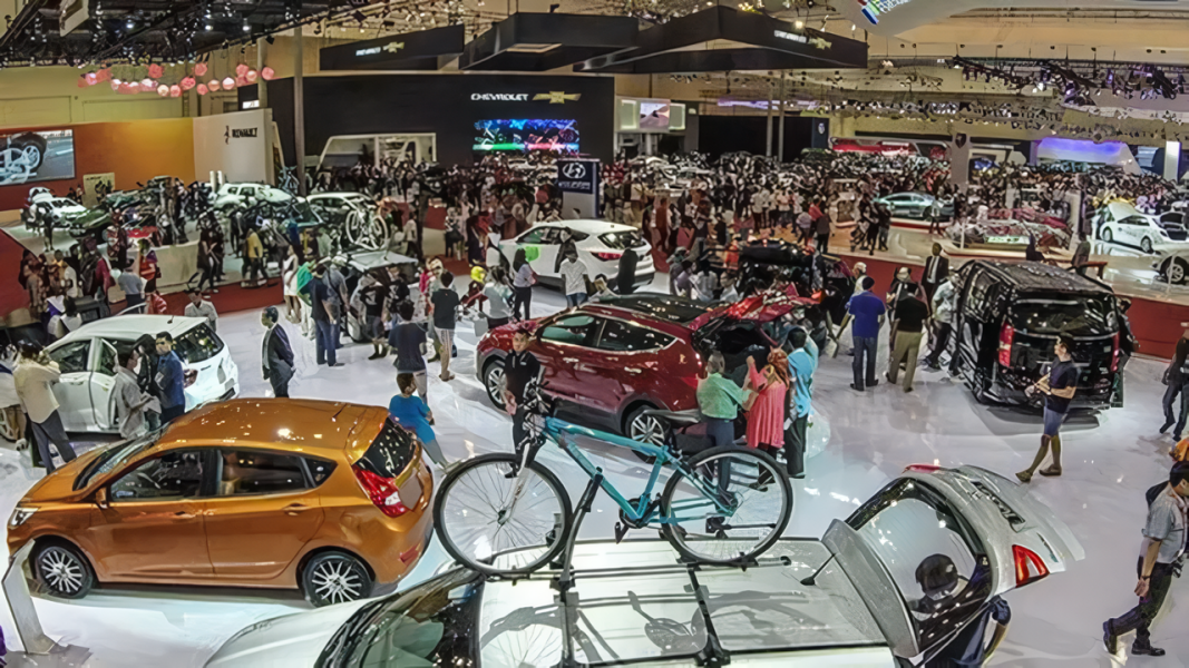 Kendaraan Terbaru Ramaikan Pameran Otomotif