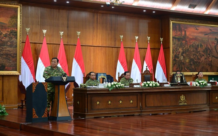 Panglima TNI dan Pemimpin Nasional Hadiri Jamuan Makan Malam Retret Bersama Presiden Prabowo di Magelang