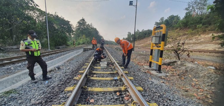 KAI Palembang Perkuat Edukasi Bahaya Rel Kereta Selama Libur Sekolah