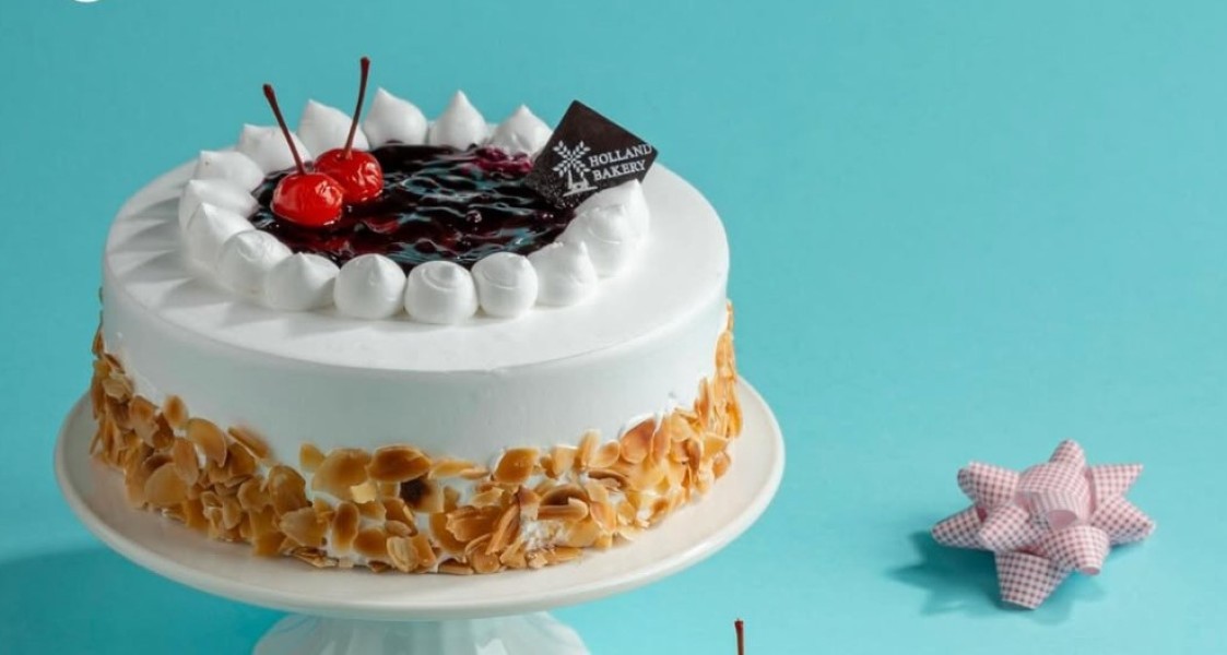 Holland Bakery: Kue Ulang Tahun Lezat untuk Momen Spesial