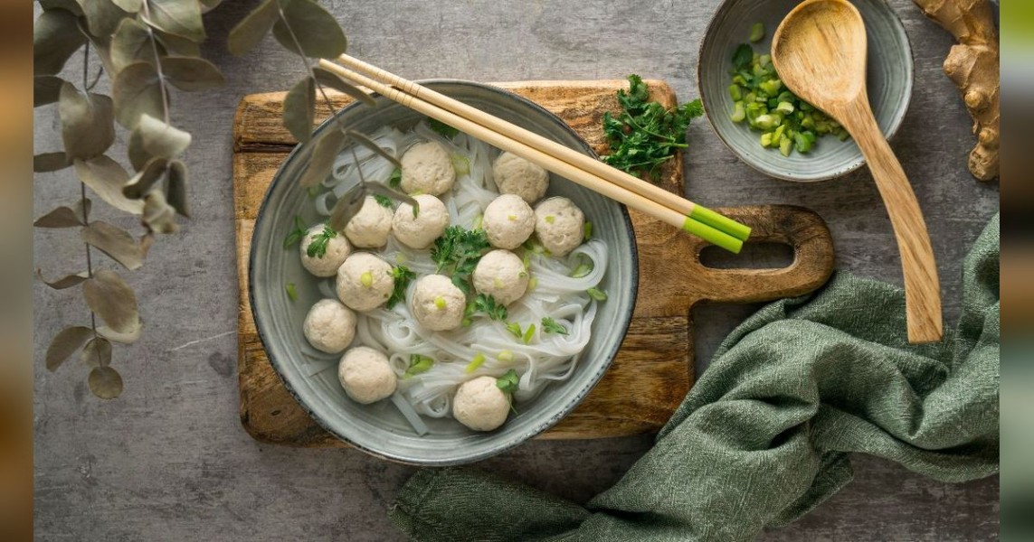 3 Kreasi Bakso Sapi Lezat untuk Menu Makan Siang dan Camilan Keluarga