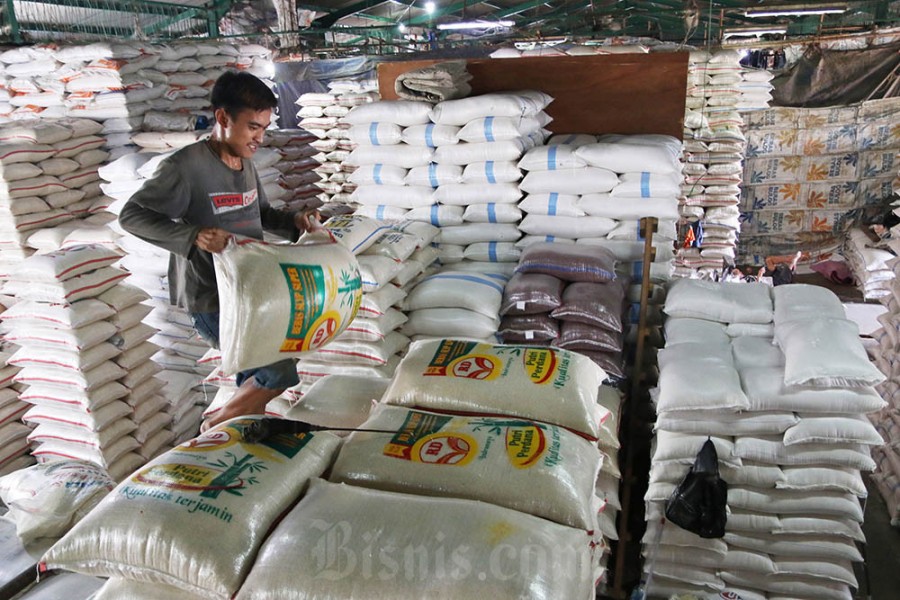 Harga Beras Premium-Medium Alami Penurunan di November 2025