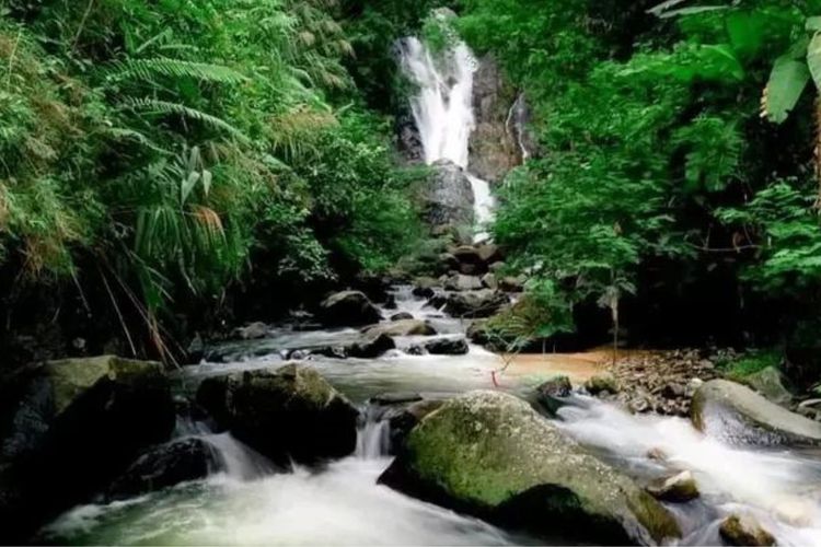 Curug Bungawari di Sagaranten Menjadi Destinasi Wisata Alam Baru yang Menyimpan Potensi Besar dan Menjanjikan
