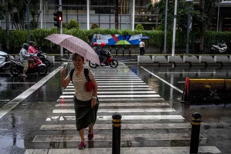BMKG Prakirakan Hujan Ringan Mengguyur Jakarta Jumat
